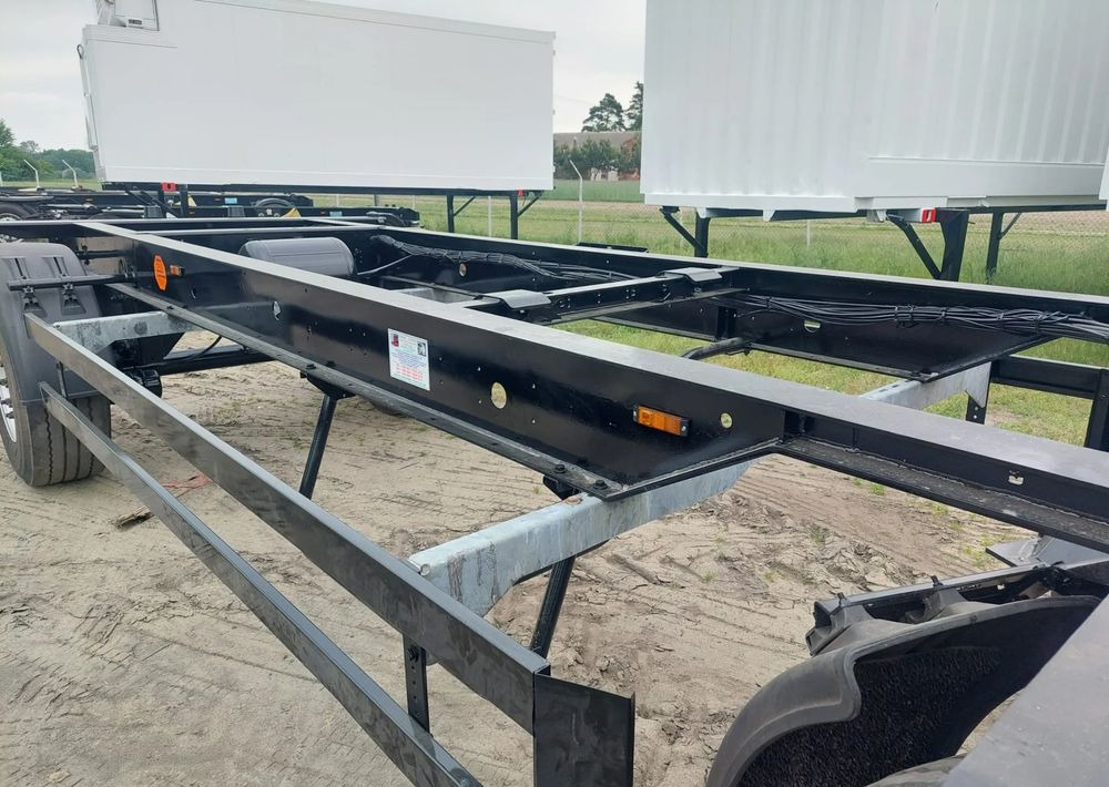 Containertransporter/ Wissellaadbak aanhangwagen Krone: afbeelding 6 Containertransporter/ Wissellaadbak aanhangwagen Krone: afbeelding 6