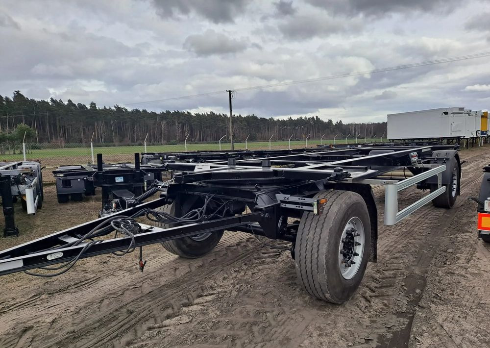 Krone Przyczepa Krone BDF 2017 rok - Containertransporter/ Wissellaadbak aanhangwagen: afbeelding 1 Krone Przyczepa Krone BDF 2017 rok - Containertransporter/ Wissellaadbak aanhangwagen: afbeelding 1