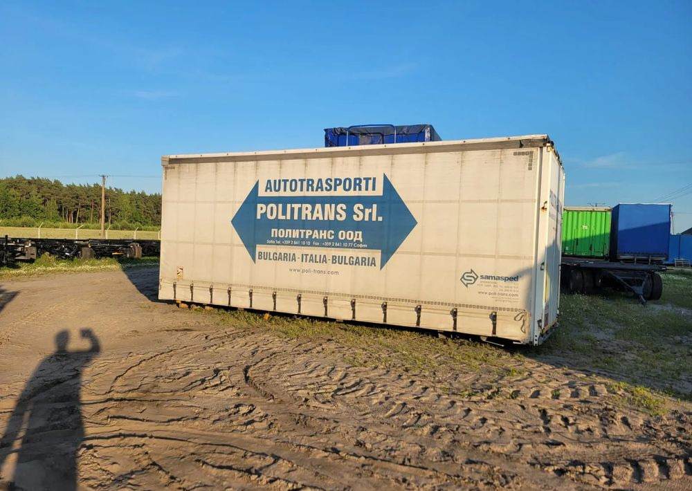 Krone Zabudowa Firanka - Schuifzeilen laadbak: afbeelding 3 Krone Zabudowa Firanka - Schuifzeilen laadbak: afbeelding 3