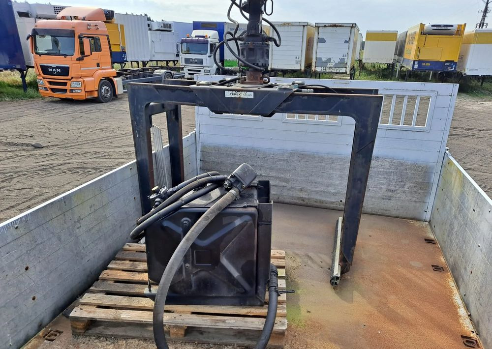 Mercedes-Benz Urządzenie dźwigowe HIAB XS122 - Kipper vrachtwagen: afbeelding 3 Mercedes-Benz Urządzenie dźwigowe HIAB XS122 - Kipper vrachtwagen: afbeelding 3
