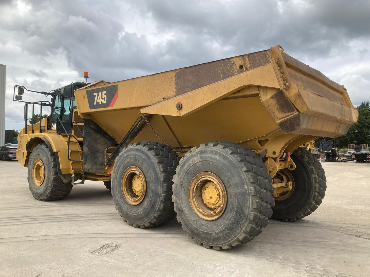 CATERPILLAR 745 - Kiepwagen met knikbesturing: afbeelding 3 CATERPILLAR 745 - Kiepwagen met knikbesturing: afbeelding 3