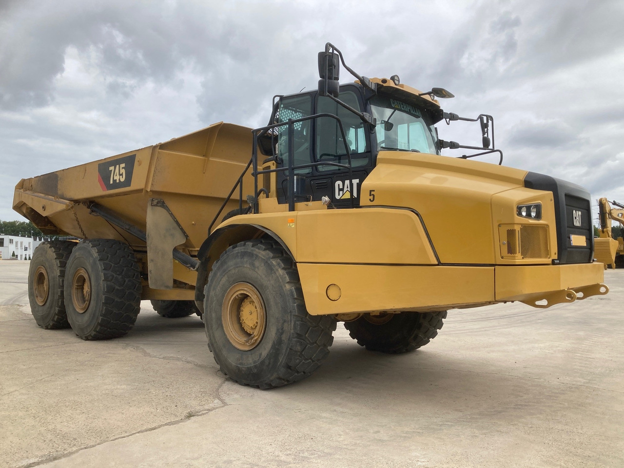 CATERPILLAR 745 - Kiepwagen met knikbesturing: afbeelding 4 CATERPILLAR 745 - Kiepwagen met knikbesturing: afbeelding 4