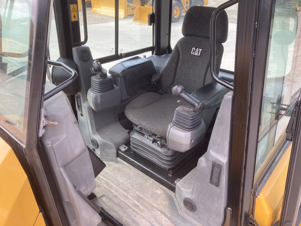 Bulldozer CATERPILLAR D6K2 LGP: afbeelding 11 Bulldozer CATERPILLAR D6K2 LGP: afbeelding 11