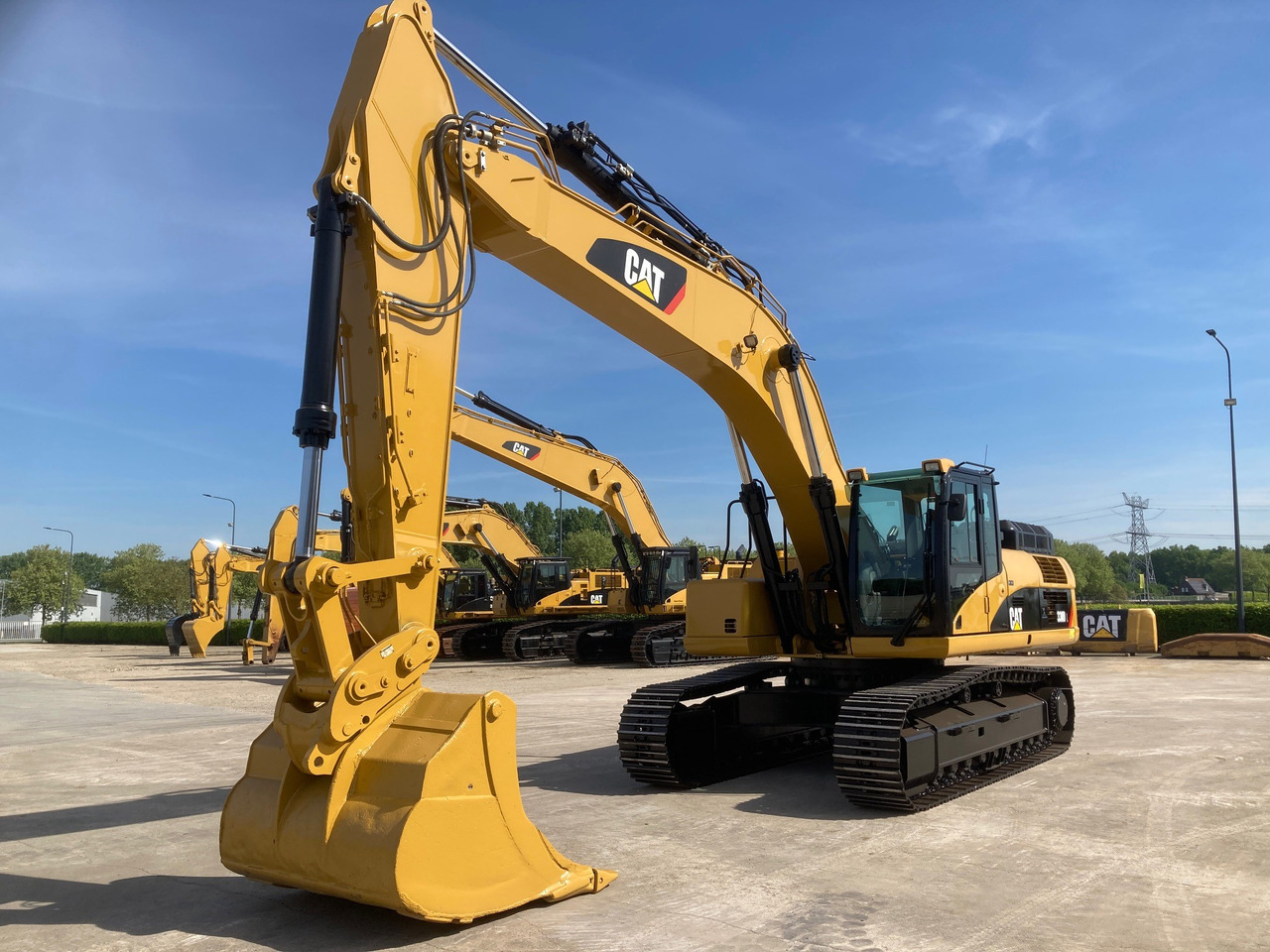 Caterpillar 330DL - Rupsgraafmachine: afbeelding 3 Caterpillar 330DL - Rupsgraafmachine: afbeelding 3