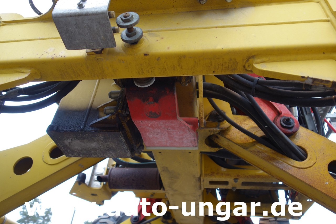 Hoogwerker France Elevateur FE Lor'Axe - 4'Axe Railroad Hubarbeitsbühne Zweiwege Oberleitung 4x4: afbeelding 11 Hoogwerker France Elevateur FE Lor'Axe - 4'Axe Railroad Hubarbeitsbühne Zweiwege Oberleitung 4x4: afbeelding 11