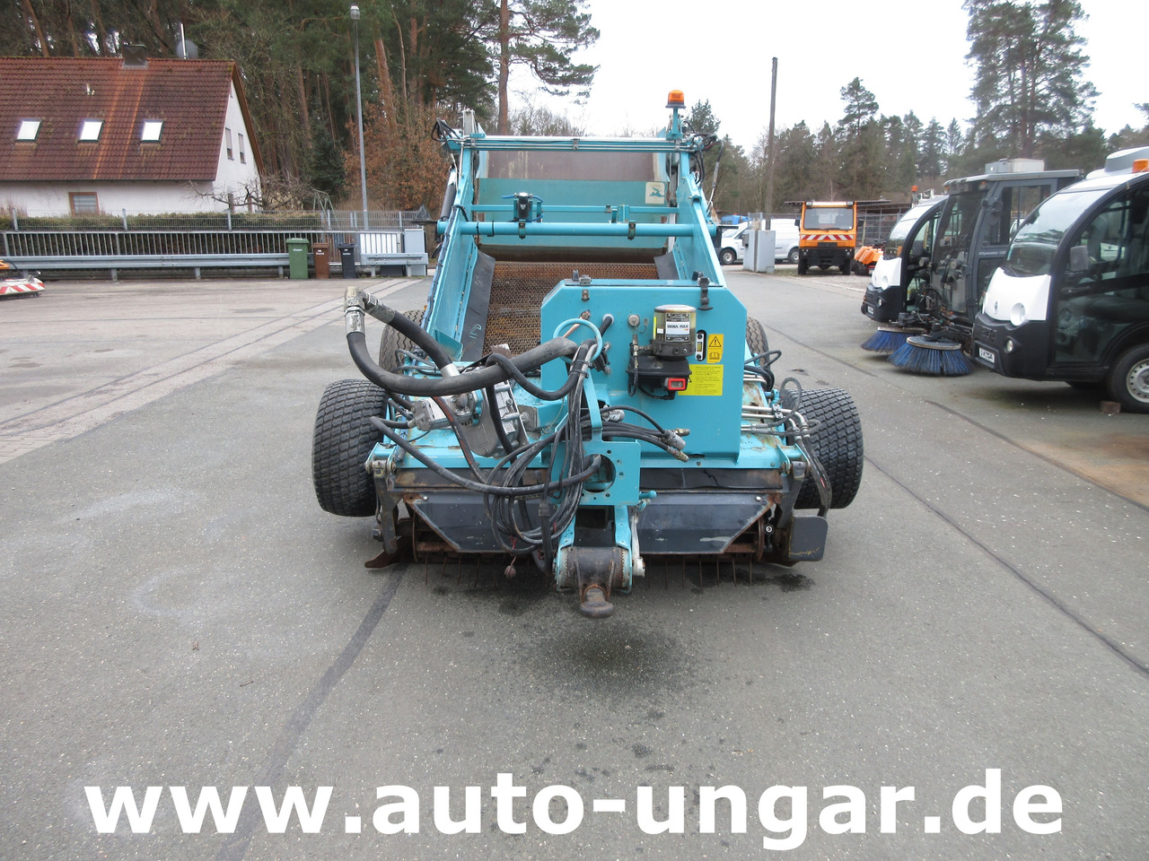 Kässbohrer BeachTech 2000 Strandreiniger Beachcleaner Nettoyeur Cribleuse de Plage - Gemeentelijke machine/ Speciaal: afbeelding 2 Kässbohrer BeachTech 2000 Strandreiniger Beachcleaner Nettoyeur Cribleuse de Plage - Gemeentelijke machine/ Speciaal: afbeelding 2