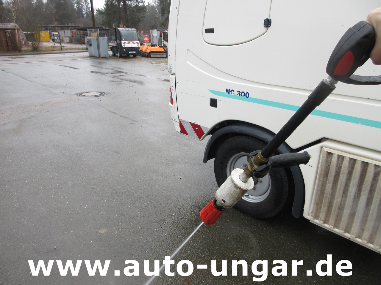 Multicar Tremo X56 4x4x4 CMAR NC300 Schwemmfahrzeug Bj. 2014 EU5 Hochdruck - Gemeentelijke machine/ Speciaal: afbeelding 2 Multicar Tremo X56 4x4x4 CMAR NC300 Schwemmfahrzeug Bj. 2014 EU5 Hochdruck - Gemeentelijke machine/ Speciaal: afbeelding 2