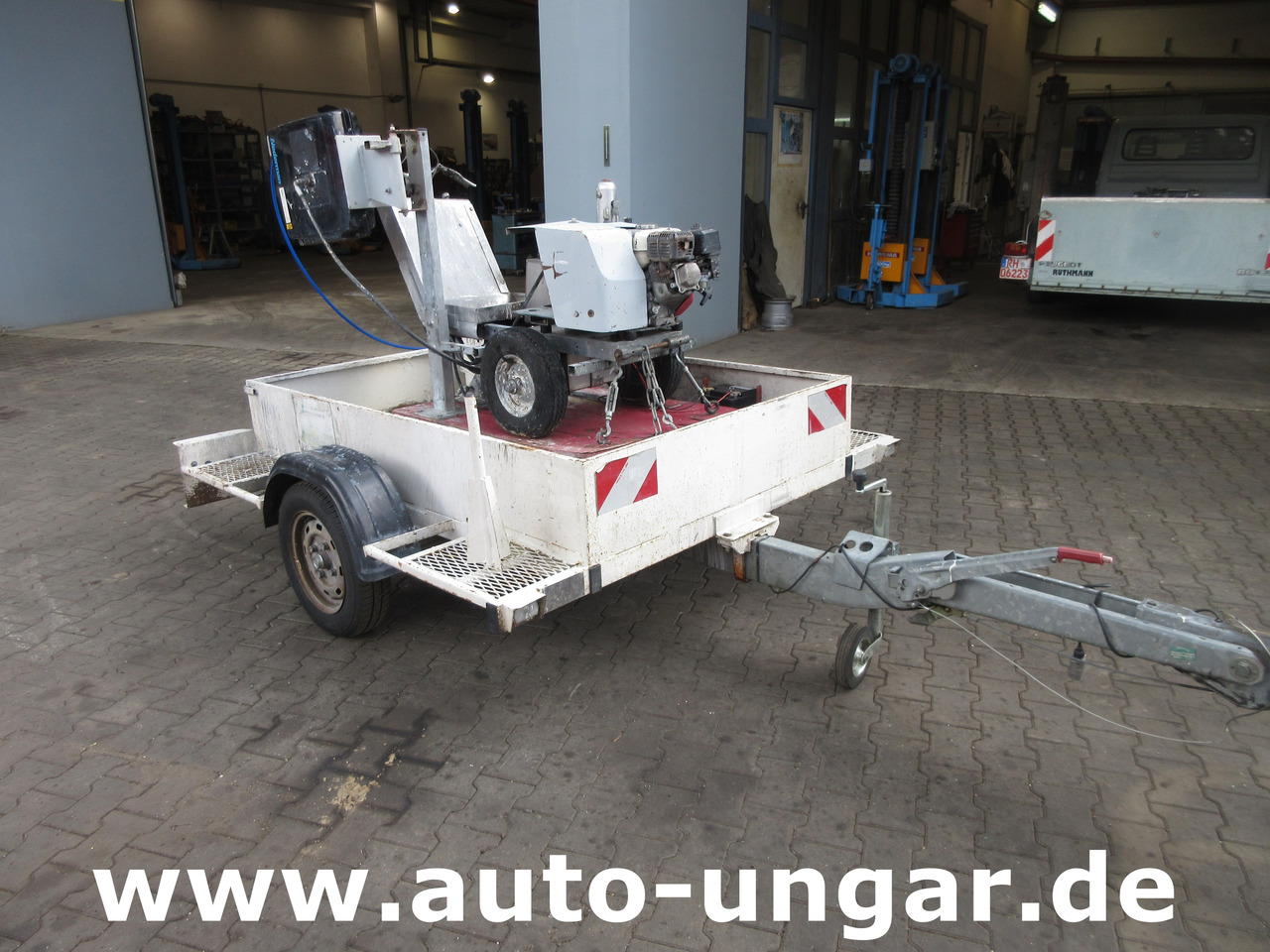 Graco Zebra 5 Airless Traceuse Markiermaschine Roadmarking Machine mit Trailer Hofmann - Asfaltmachine: afbeelding 4 Graco Zebra 5 Airless Traceuse Markiermaschine Roadmarking Machine mit Trailer Hofmann - Asfaltmachine: afbeelding 4
