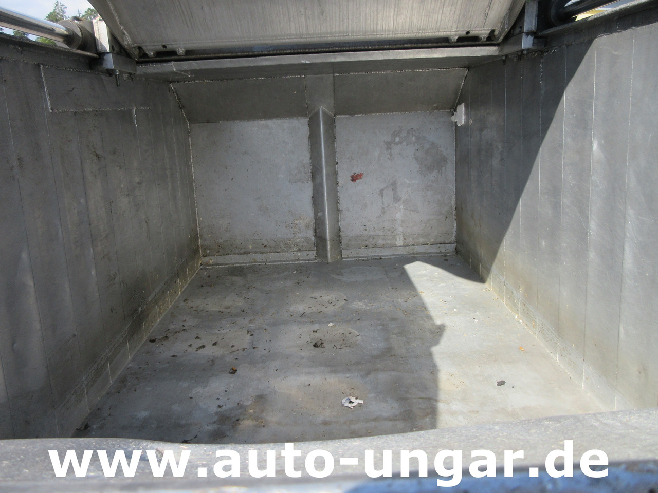 Vuilniswagen ISUZU NQR smoother NPR 75 Q75.Y07 Faun Müllwagen Euro 4 Kipper Lifter Presse: afbeelding 8
