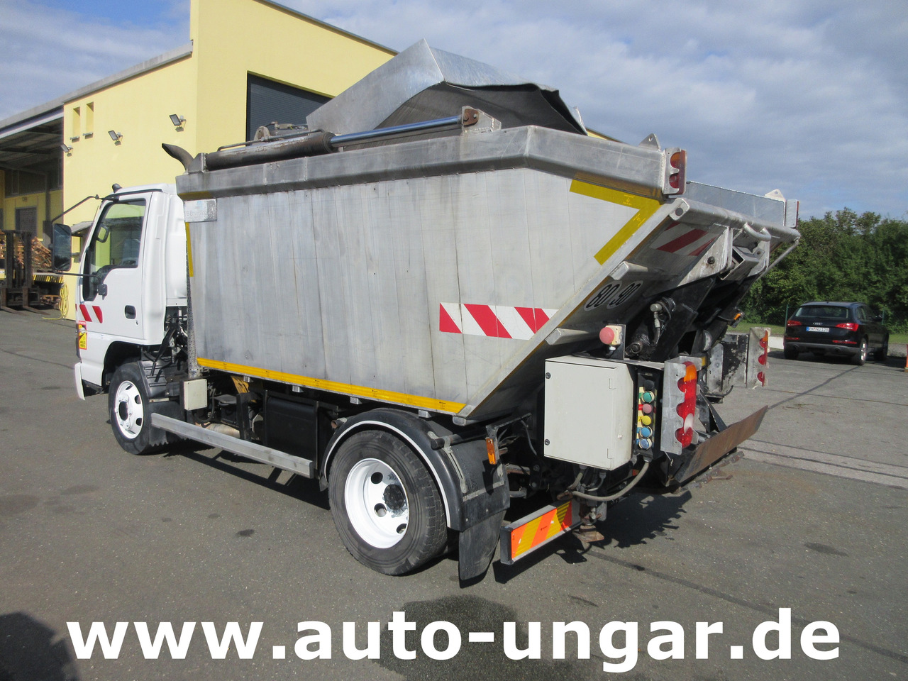 Vuilniswagen ISUZU NQR smoother NPR 75 Q75.Y07 Faun Müllwagen Euro 4 Kipper Lifter Presse: afbeelding 10