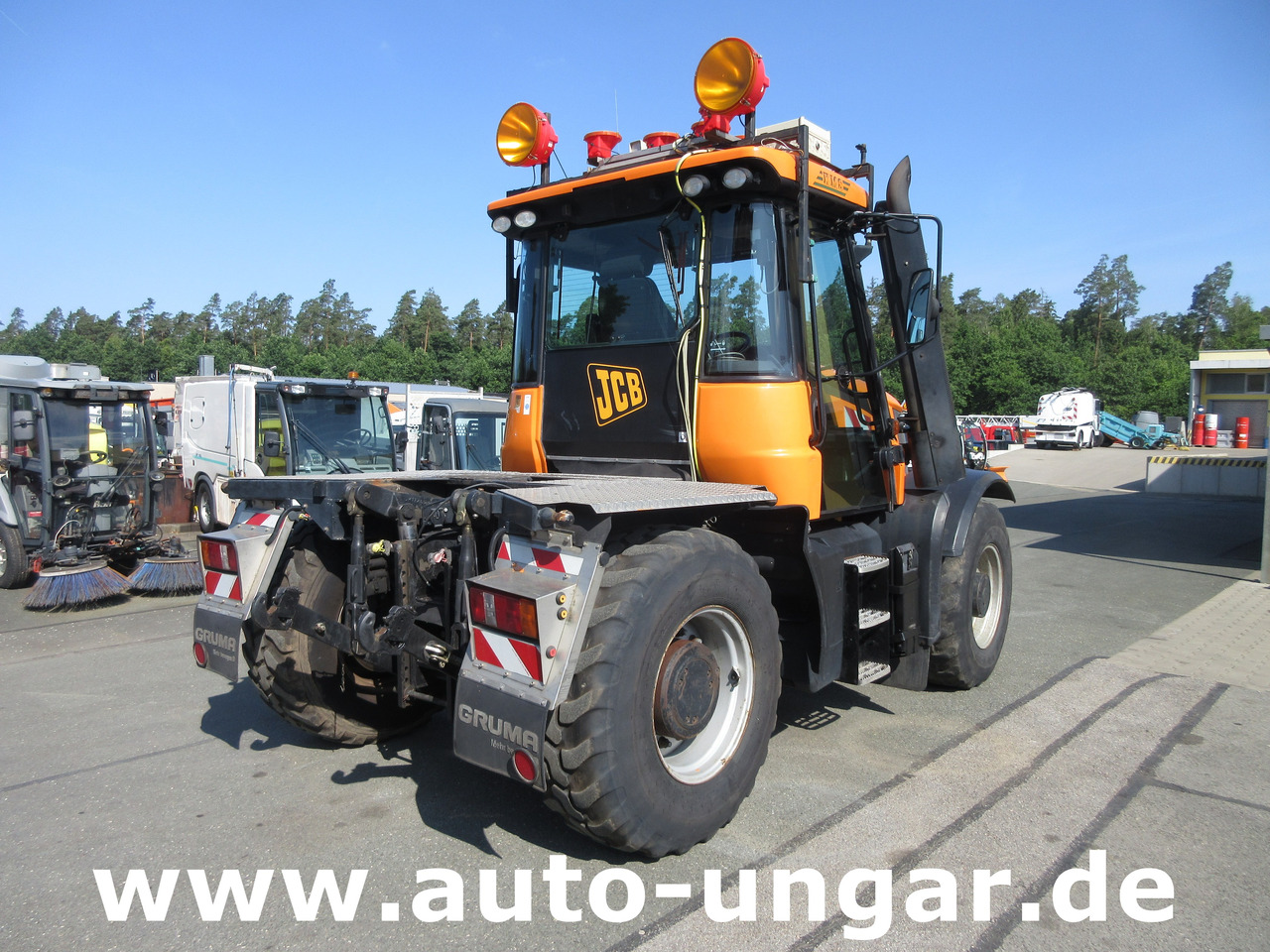 JCB Landpower Fastrac HMV 3200 Bj. 2009 80km/h 4x4 2x PTO 195PS - Tractor: afbeelding 2 JCB Landpower Fastrac HMV 3200 Bj. 2009 80km/h 4x4 2x PTO 195PS - Tractor: afbeelding 2