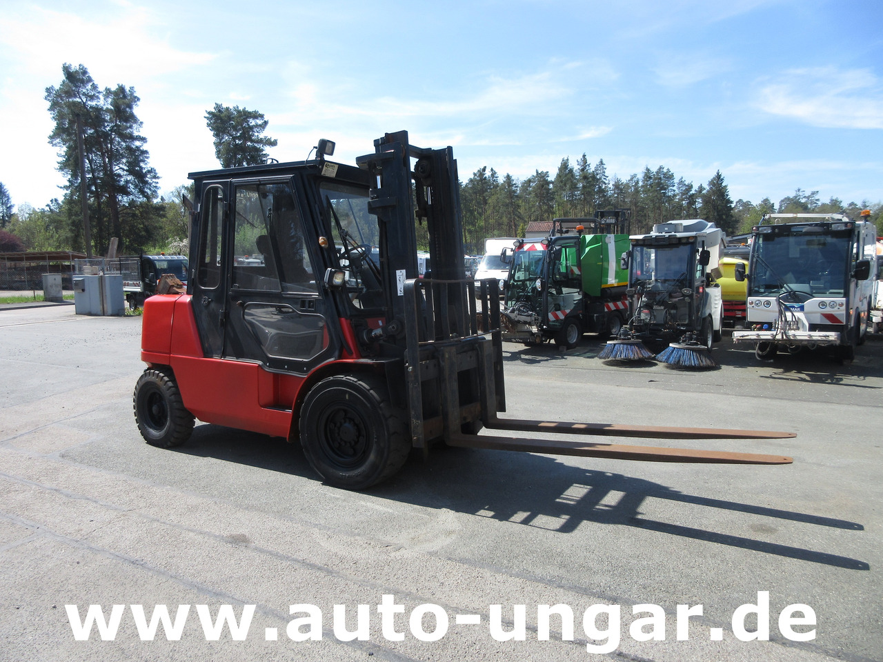 Nissan F04D 400 Diesel Gabelstapler 4.000kg Motorschaden Bj. 2002 - Diesel heftruck: afbeelding 1 Nissan F04D 400 Diesel Gabelstapler 4.000kg Motorschaden Bj. 2002 - Diesel heftruck: afbeelding 1