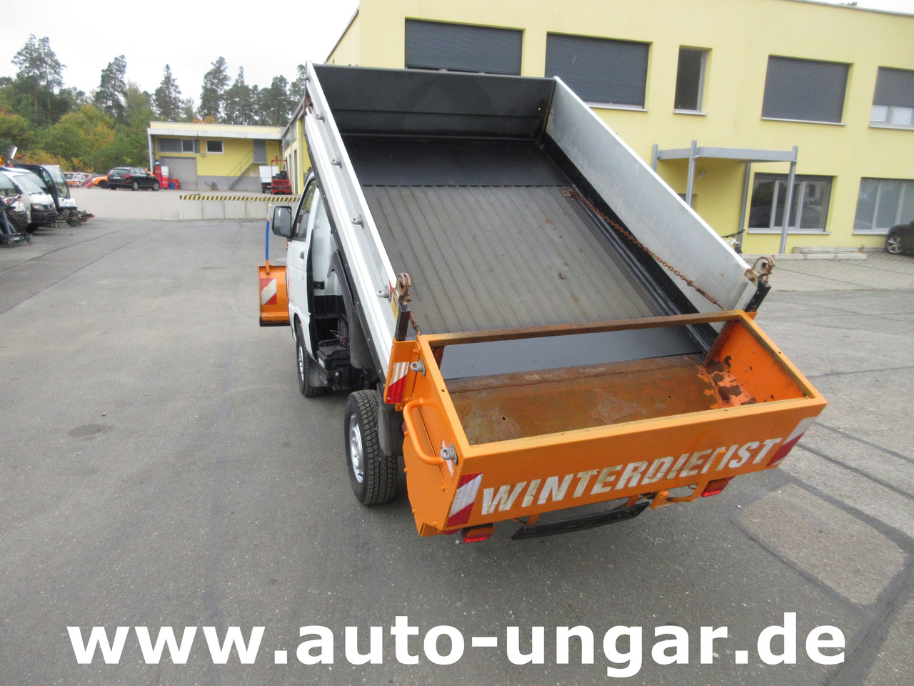 PIAGGIO Porter S90 Kipper 4x4 Winterdienst Schneepflug & Streuer - Sneeuwruimer: afbeelding 3 PIAGGIO Porter S90 Kipper 4x4 Winterdienst Schneepflug & Streuer - Sneeuwruimer: afbeelding 3
