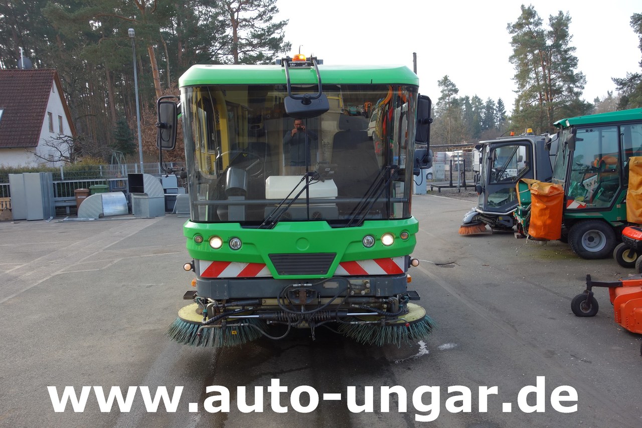 Ravo CR 540 XL Compact Kehrmaschine Euro 5 - Veegwagen: afbeelding 2 Ravo CR 540 XL Compact Kehrmaschine Euro 5 - Veegwagen: afbeelding 2