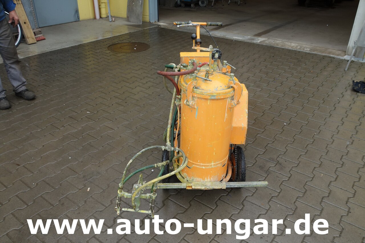 Zindel Hofmann Graco Zindel City mit eigenem Antrieb - Asfaltmachine: afbeelding 3 Zindel Hofmann Graco Zindel City mit eigenem Antrieb - Asfaltmachine: afbeelding 3