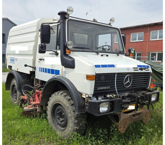 Mercedes-Benz Unimog 1400 +Schmidt SK320 - Bouwmachine: afbeelding 1 Mercedes-Benz Unimog 1400 +Schmidt SK320 - Bouwmachine: afbeelding 1