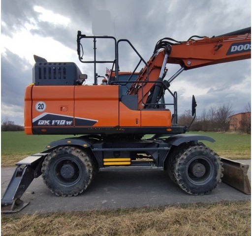 Doosan 18.6t DX170 W-7 (DEVELON) - Mobiele graafmachine: afbeelding 1 Doosan 18.6t DX170 W-7 (DEVELON) - Mobiele graafmachine: afbeelding 1