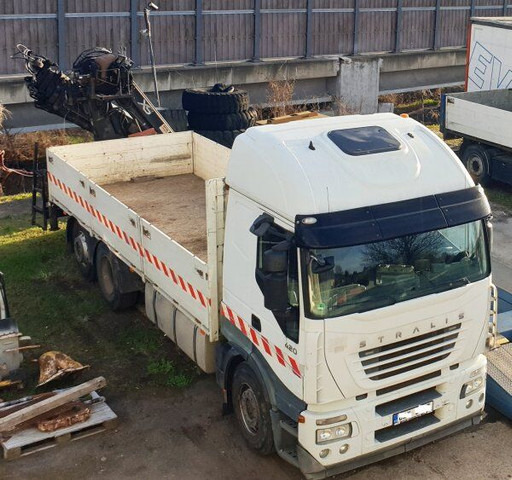 Iveco Stralis 420 - Vrachtwagen met open laadbak, Kraanwagen: afbeelding 2 Iveco Stralis 420 - Vrachtwagen met open laadbak, Kraanwagen: afbeelding 2