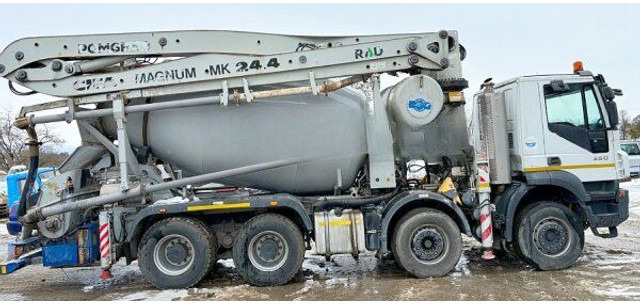 Iveco Trakker 450 +7m3 pumi - Kleine betonpomp: afbeelding 1 Iveco Trakker 450 +7m3 pumi - Kleine betonpomp: afbeelding 1