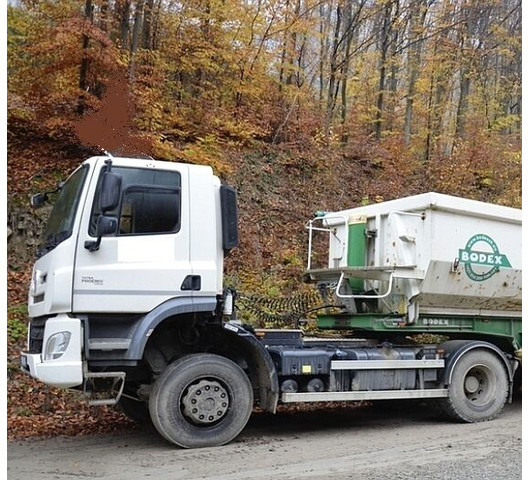 Tatra 4x4 hydr. T158 Phoenix (8P6R23) / DAF - Trekker: afbeelding 1 Tatra 4x4 hydr. T158 Phoenix (8P6R23) / DAF - Trekker: afbeelding 1