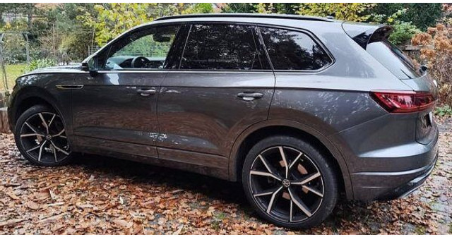 Volkswagen Touareg 3.0 TDi R-line 4-motion - SUV: afbeelding 3 Volkswagen Touareg 3.0 TDi R-line 4-motion - SUV: afbeelding 3