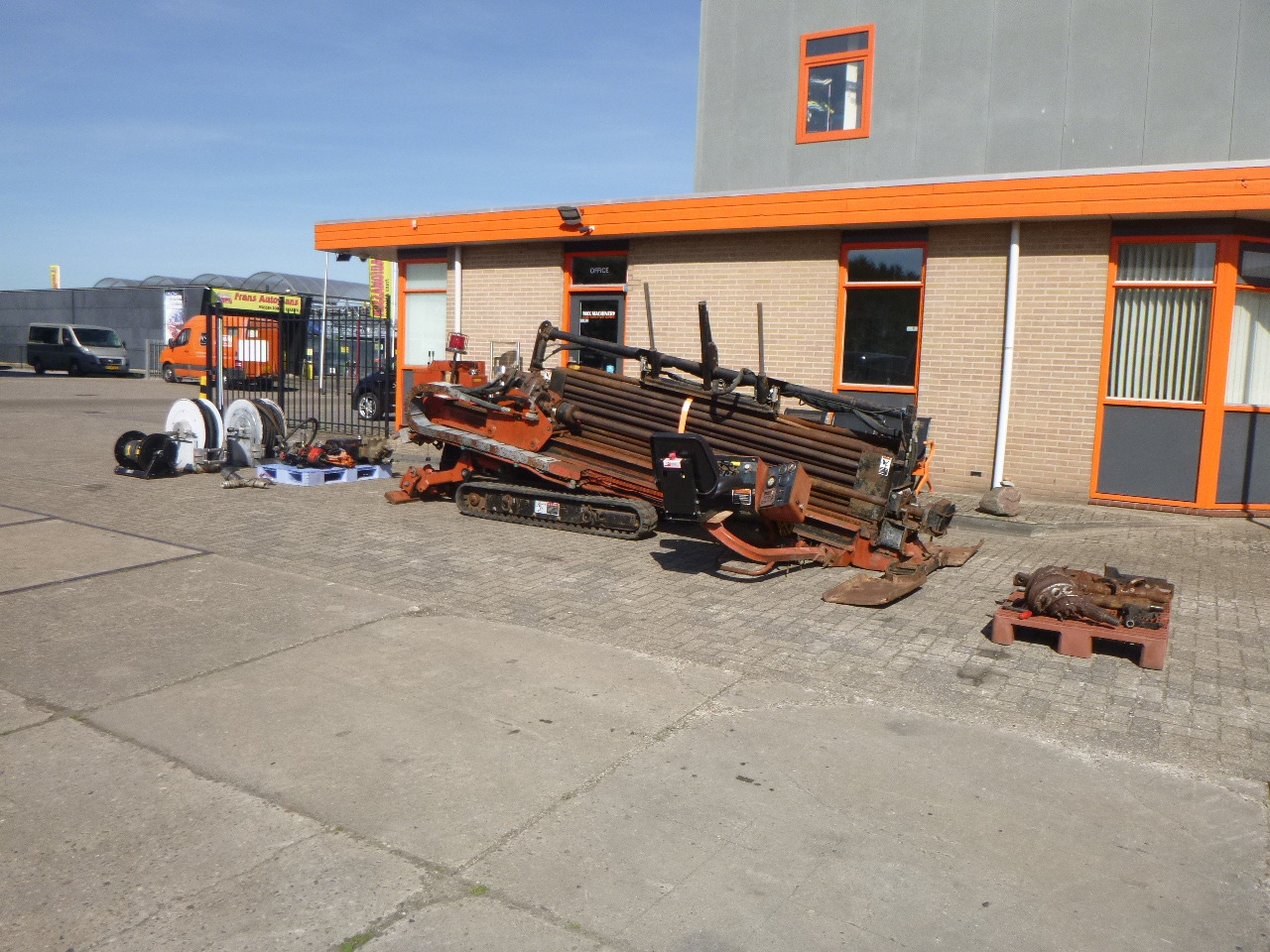 DITCH WITCH JT3510 - Horizontaal gestuurd boren: afbeelding 1 DITCH WITCH JT3510 - Horizontaal gestuurd boren: afbeelding 1