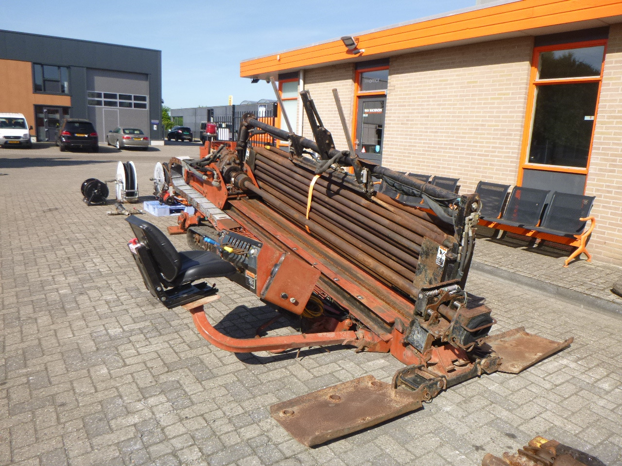 DITCH WITCH JT3510 - Horizontaal gestuurd boren: afbeelding 3 DITCH WITCH JT3510 - Horizontaal gestuurd boren: afbeelding 3