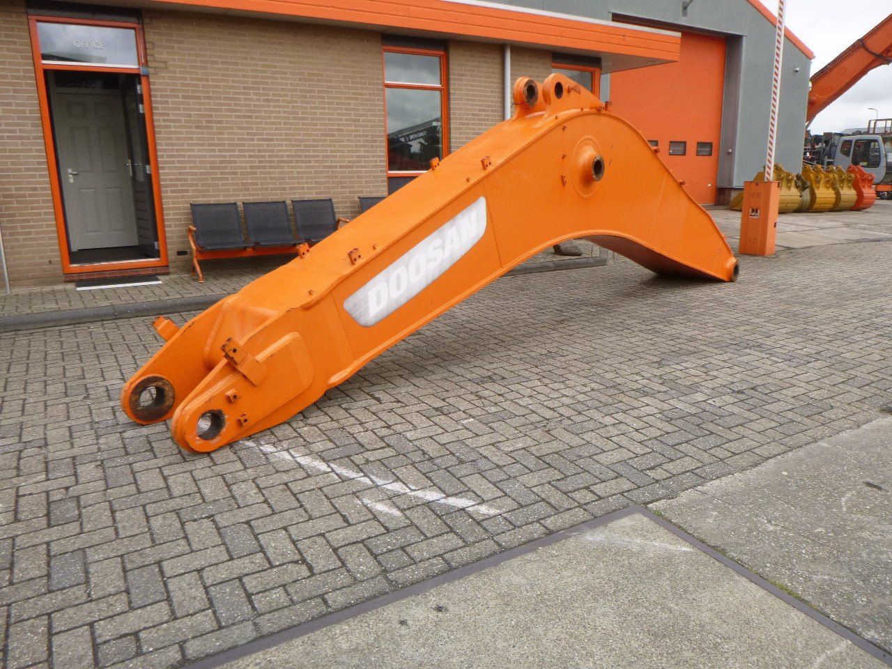 DOOSAN DX480/DX520/DX530 - Arm voor Graafmachine: afbeelding 2 DOOSAN DX480/DX520/DX530 - Arm voor Graafmachine: afbeelding 2