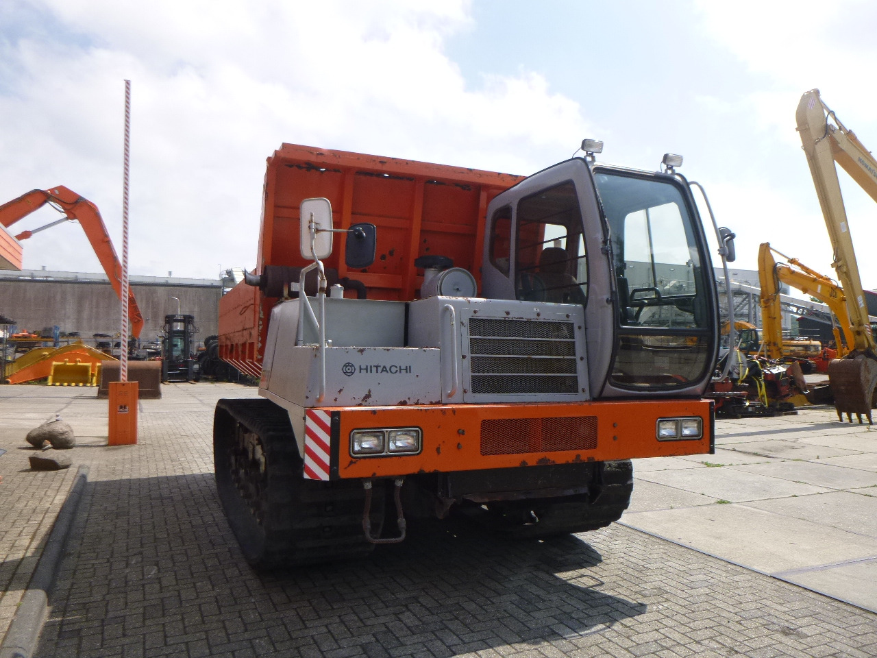 HITACHI CG110D-SC - Rupsdumper: afbeelding 4 HITACHI CG110D-SC - Rupsdumper: afbeelding 4