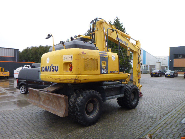 KOMATSU PW140-7 - Mobiele graafmachine: afbeelding 5 KOMATSU PW140-7 - Mobiele graafmachine: afbeelding 5