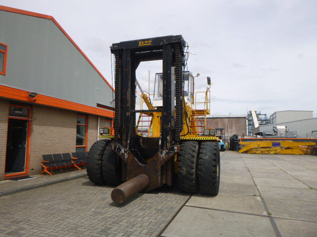 LUNA TH37-1200B - Diesel heftruck: afbeelding 3 LUNA TH37-1200B - Diesel heftruck: afbeelding 3