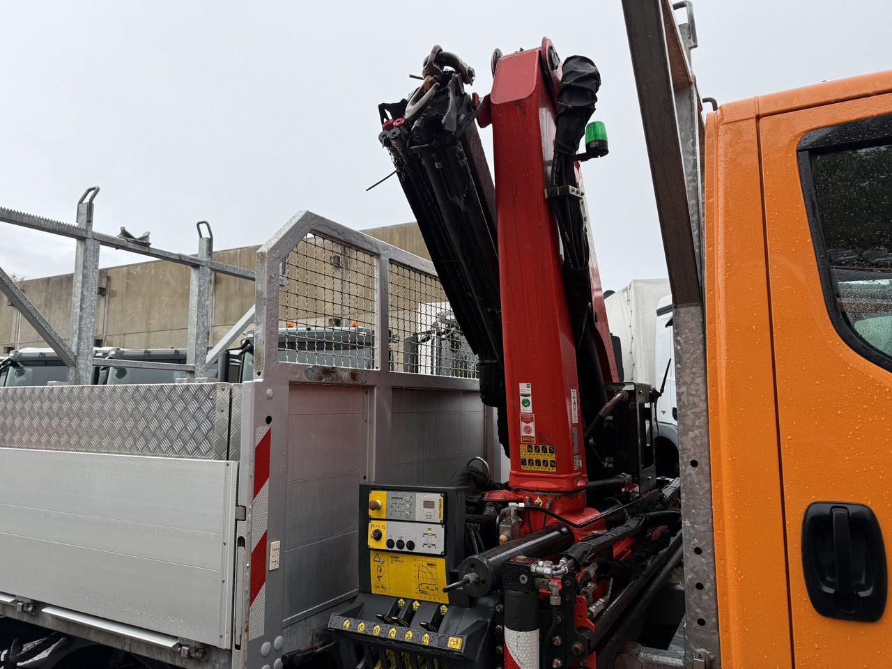 Iveco Daily 55S18W 4X4 Palfinger PK 7.501 - Vrachtwagen met open laadbak, Kraanwagen: afbeelding 3 Iveco Daily 55S18W 4X4 Palfinger PK 7.501 - Vrachtwagen met open laadbak, Kraanwagen: afbeelding 3