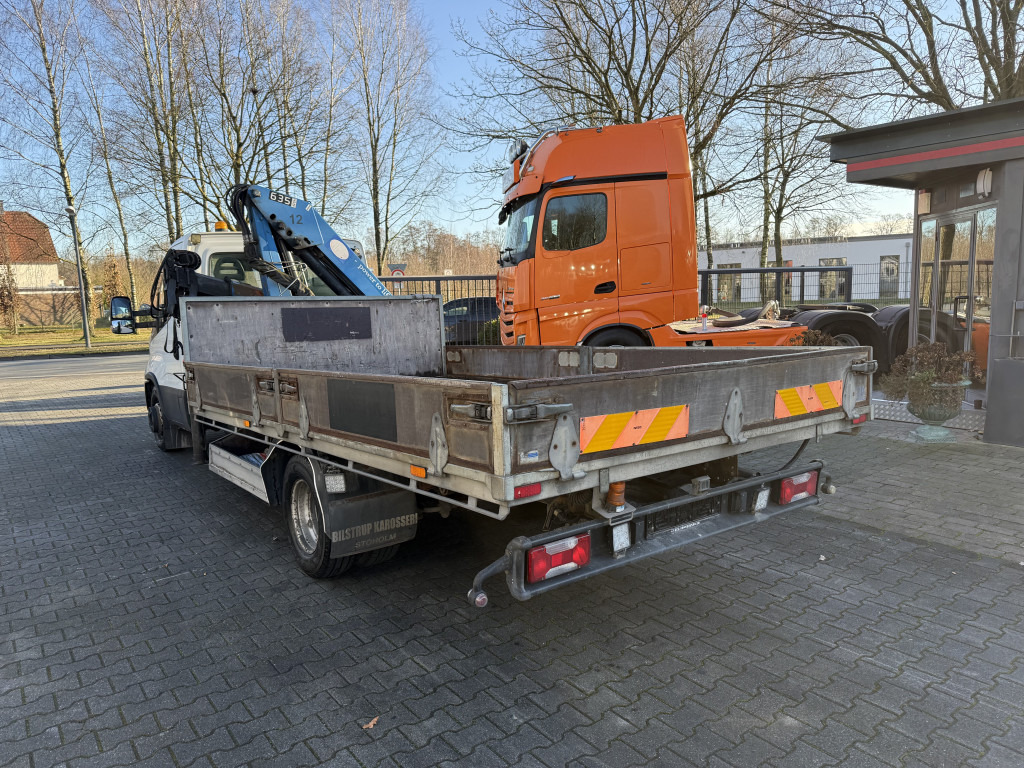 Iveco Daily 70C17 HMF 635 Kran bis 11 Meter - Vrachtwagen met open laadbak, Kraanwagen: afbeelding 2 Iveco Daily 70C17 HMF 635 Kran bis 11 Meter - Vrachtwagen met open laadbak, Kraanwagen: afbeelding 2