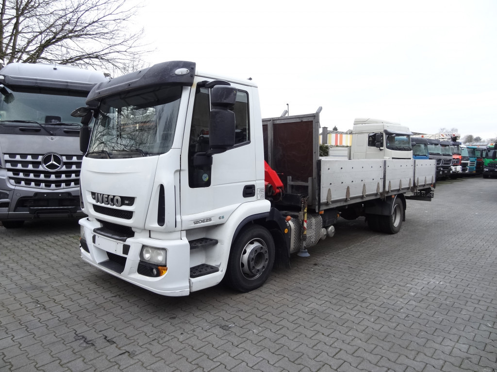 Iveco EuroCargo 120E25 Fassi F38 - Vrachtwagen met open laadbak, Kraanwagen: afbeelding 1 Iveco EuroCargo 120E25 Fassi F38 - Vrachtwagen met open laadbak, Kraanwagen: afbeelding 1