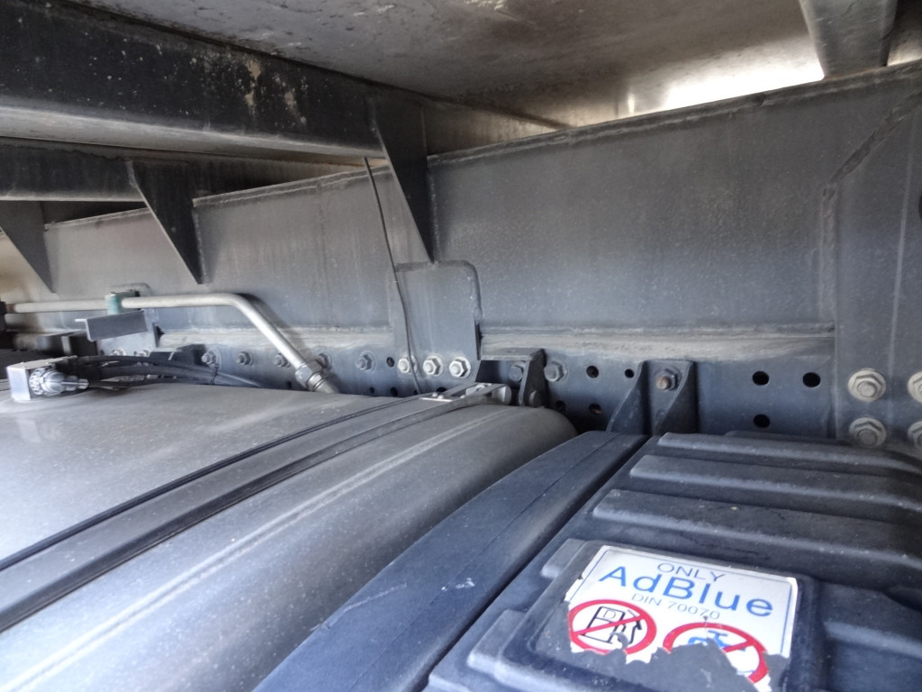 Iveco Stralis 420 6X2 Montagekran Fassi F335 28Meter - Vrachtwagen met open laadbak, Kraanwagen: afbeelding 2 Iveco Stralis 420 6X2 Montagekran Fassi F335 28Meter - Vrachtwagen met open laadbak, Kraanwagen: afbeelding 2
