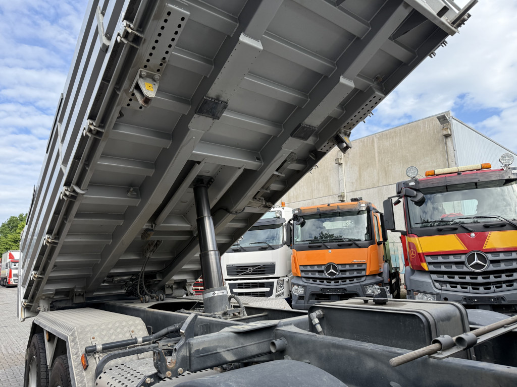 Iveco T-Way 510 / AT410T51 8X4 Meiller - Kipper vrachtwagen: afbeelding 3 Iveco T-Way 510 / AT410T51 8X4 Meiller - Kipper vrachtwagen: afbeelding 3