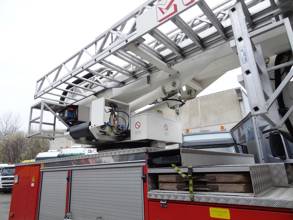 Vrachtwagen hoogwerker MAN FE 410 6X6 Feuerwehr Vema Lift 32 Meter: afbeelding 7