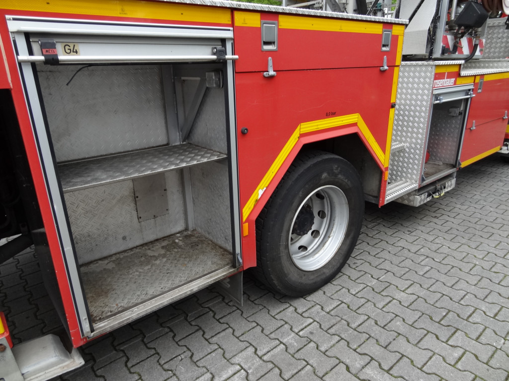 MAN L2000 18.284 Feuerwehr Bronto Skylift 27 Meter - Vrachtwagen hoogwerker: afbeelding 5 MAN L2000 18.284 Feuerwehr Bronto Skylift 27 Meter - Vrachtwagen hoogwerker: afbeelding 5