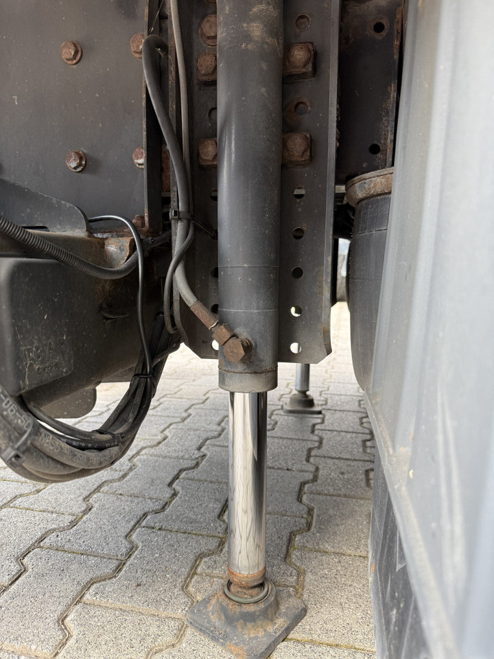 MAN TGL 7.180 4X2 BL 1500Kg Ladebordwand - Schuifzeilen vrachtwagen: afbeelding 4 MAN TGL 7.180 4X2 BL 1500Kg Ladebordwand - Schuifzeilen vrachtwagen: afbeelding 4
