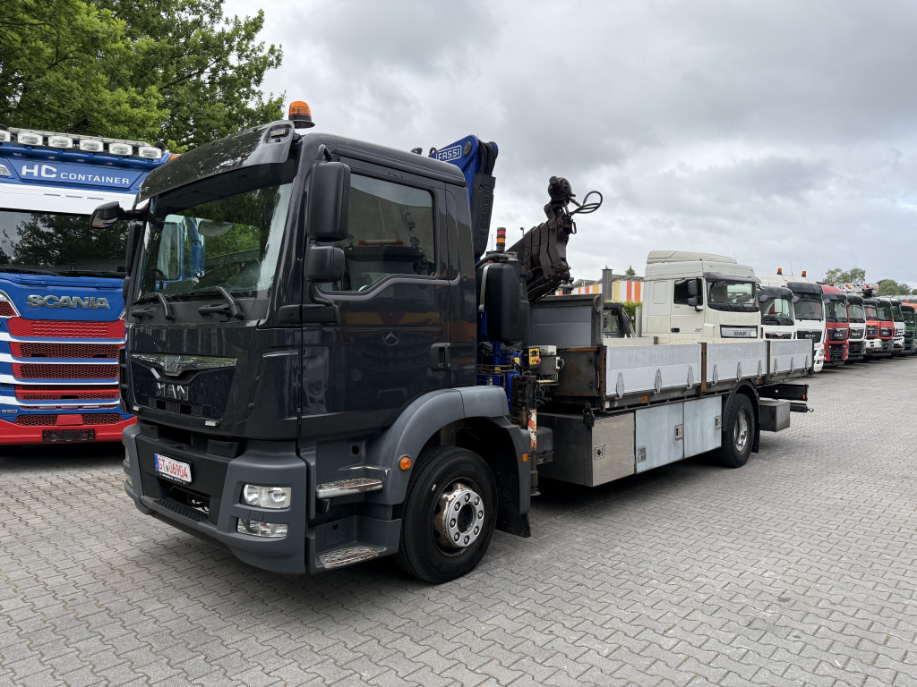 MAN TGM 15.250 Kran Fassi F150 - Vrachtwagen met open laadbak, Kraanwagen: afbeelding 1 MAN TGM 15.250 Kran Fassi F150 - Vrachtwagen met open laadbak, Kraanwagen: afbeelding 1