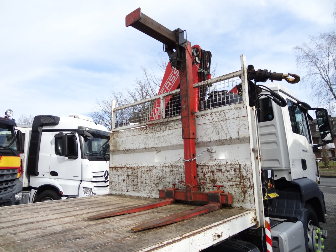 MAN TGS 26.320 6X4 BB mit Kran Fassi F175 - Vrachtwagen met open laadbak, Kraanwagen: afbeelding 3 MAN TGS 26.320 6X4 BB mit Kran Fassi F175 - Vrachtwagen met open laadbak, Kraanwagen: afbeelding 3