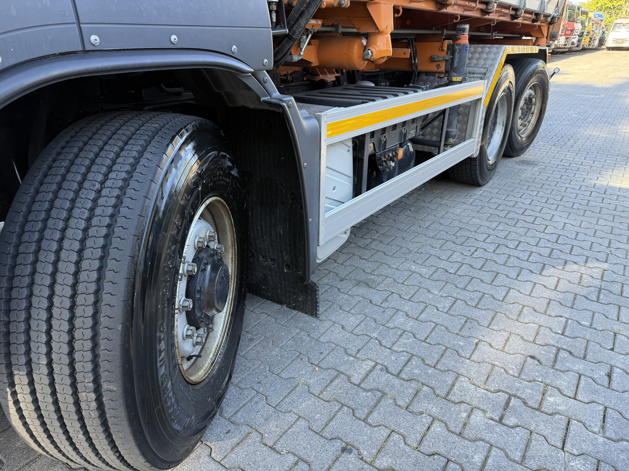 MAN TGS 28.400 6X4H-4 BL - Kipper vrachtwagen, Kraanwagen: afbeelding 3 MAN TGS 28.400 6X4H-4 BL - Kipper vrachtwagen, Kraanwagen: afbeelding 3