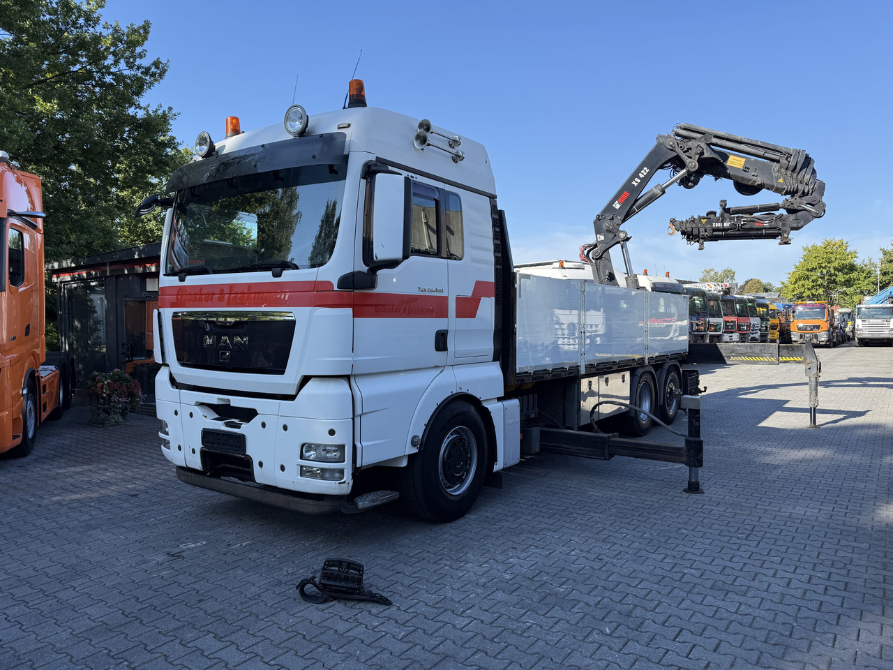 MAN TGX 26.480 6X2 Hiab 422 + Jib + Winde - Vrachtwagen met open laadbak, Kraanwagen: afbeelding 1 MAN TGX 26.480 6X2 Hiab 422 + Jib + Winde - Vrachtwagen met open laadbak, Kraanwagen: afbeelding 1