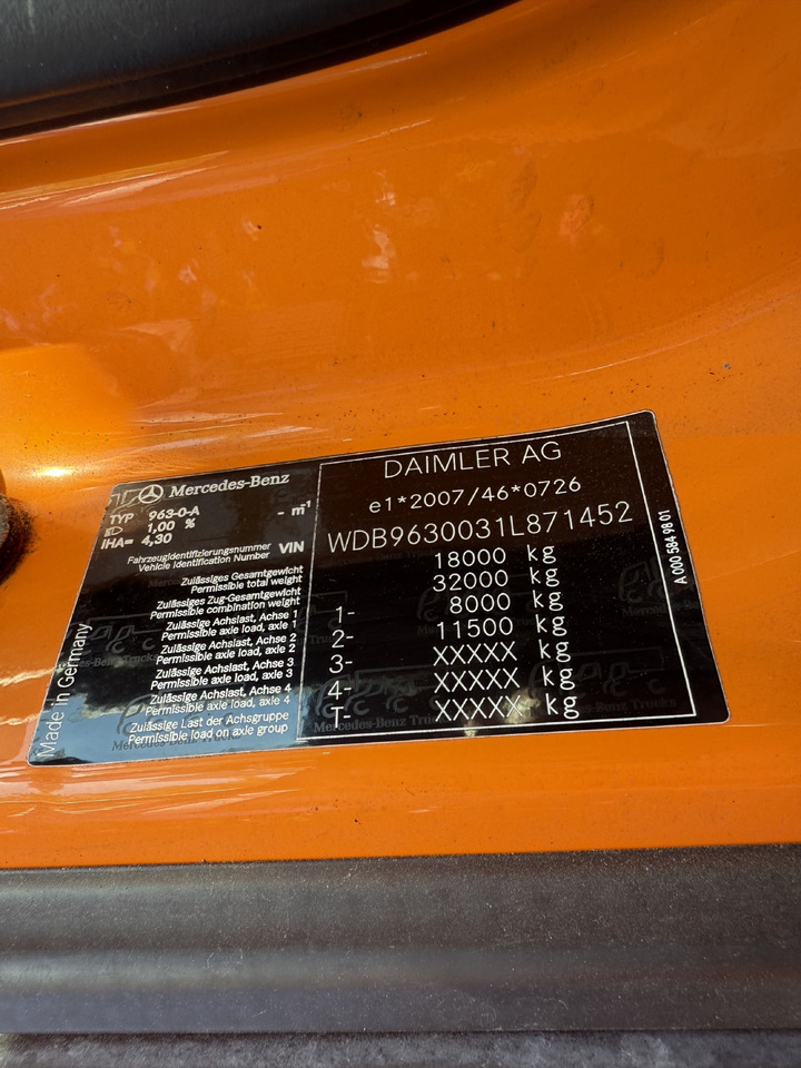 Mercedes-Benz Actros 1827 Kran Palfinger PK 9002 - Schuifzeilen vrachtwagen, Kraanwagen: afbeelding 3 Mercedes-Benz Actros 1827 Kran Palfinger PK 9002 - Schuifzeilen vrachtwagen, Kraanwagen: afbeelding 3