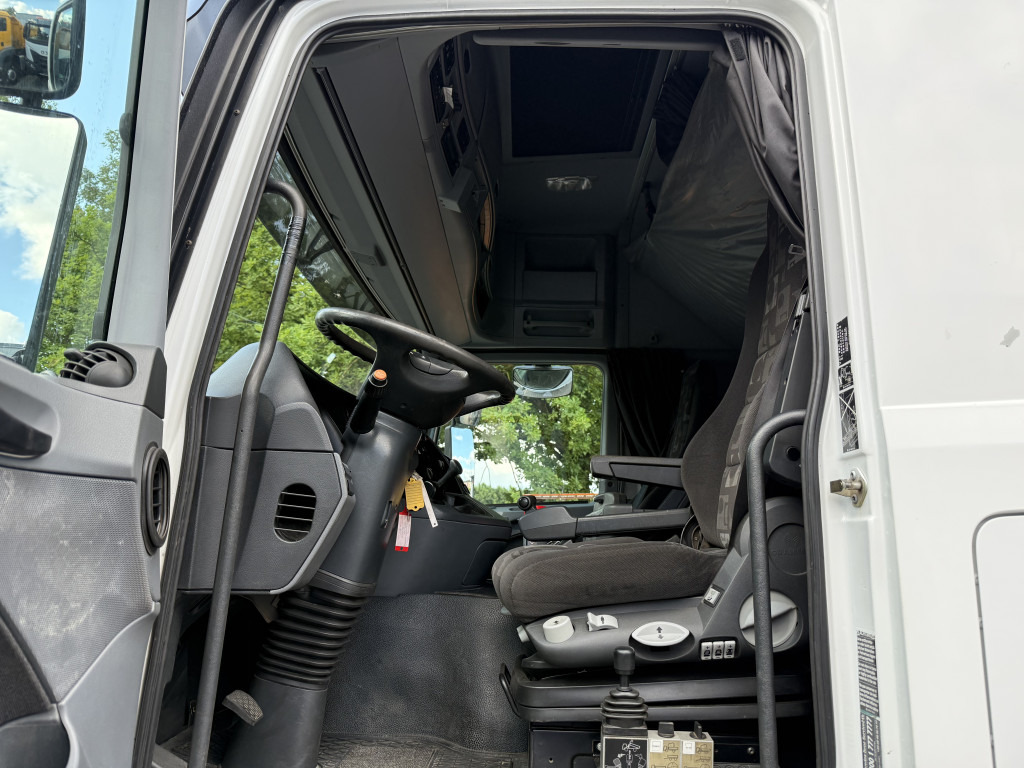 Mercedes-Benz Actros 1841 Kran Hiab 288 bis 30 Meter - Kraanwagen, Vrachtwagen met open laadbak: afbeelding 4 Mercedes-Benz Actros 1841 Kran Hiab 288 bis 30 Meter - Kraanwagen, Vrachtwagen met open laadbak: afbeelding 4