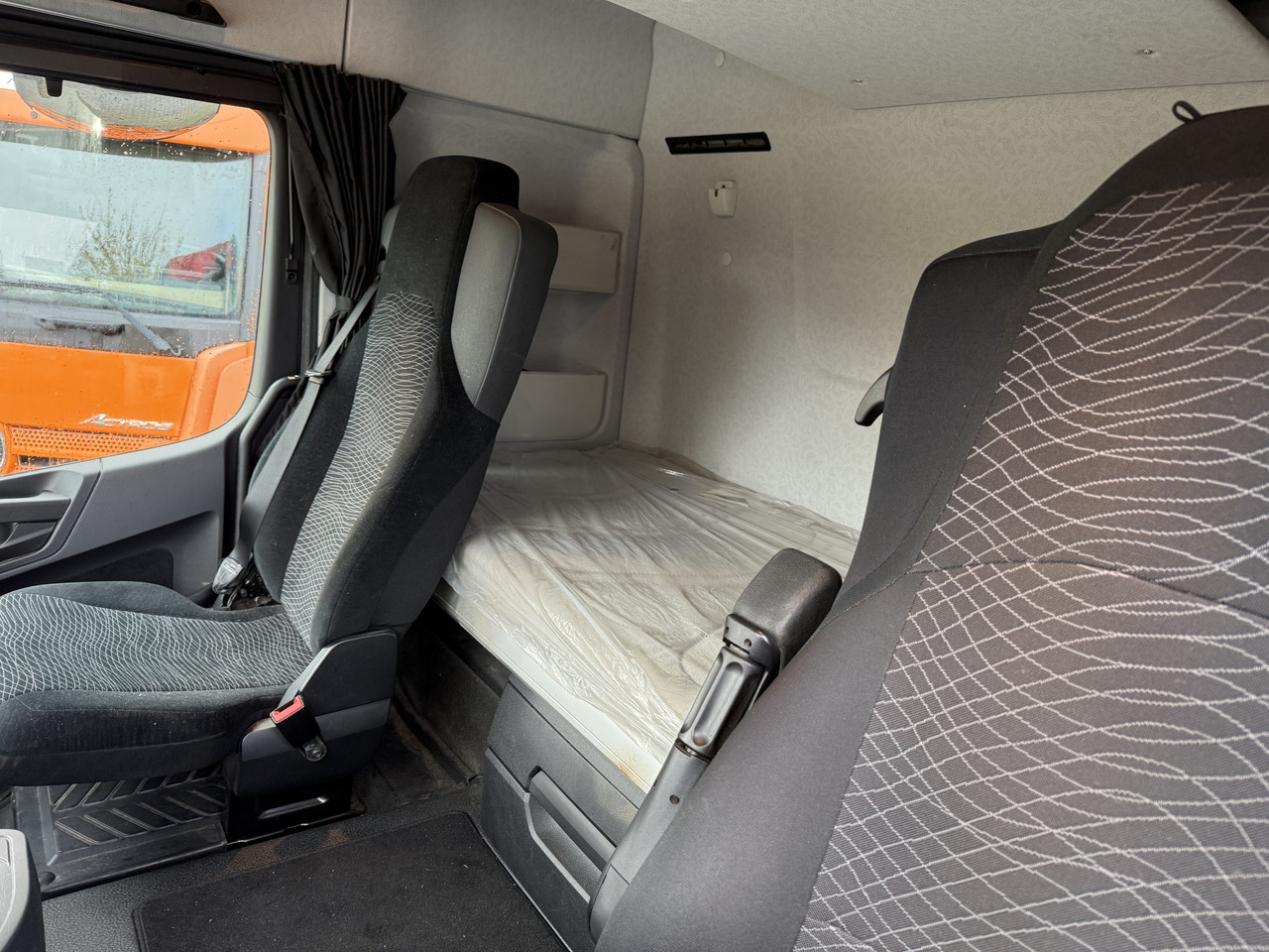 Mercedes-Benz Arocs 2653 6X4 Kran Kesla 2124L - Houttransport, Kraanwagen: afbeelding 4 Mercedes-Benz Arocs 2653 6X4 Kran Kesla 2124L - Houttransport, Kraanwagen: afbeelding 4