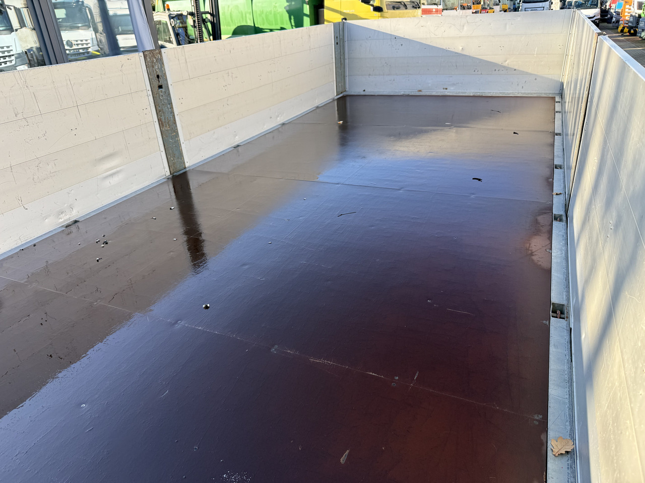 Mercedes-Benz Atego 1524 Palfinger 12002 bis 19 Meter - Vrachtwagen met open laadbak, Kraanwagen: afbeelding 5 Mercedes-Benz Atego 1524 Palfinger 12002 bis 19 Meter - Vrachtwagen met open laadbak, Kraanwagen: afbeelding 5