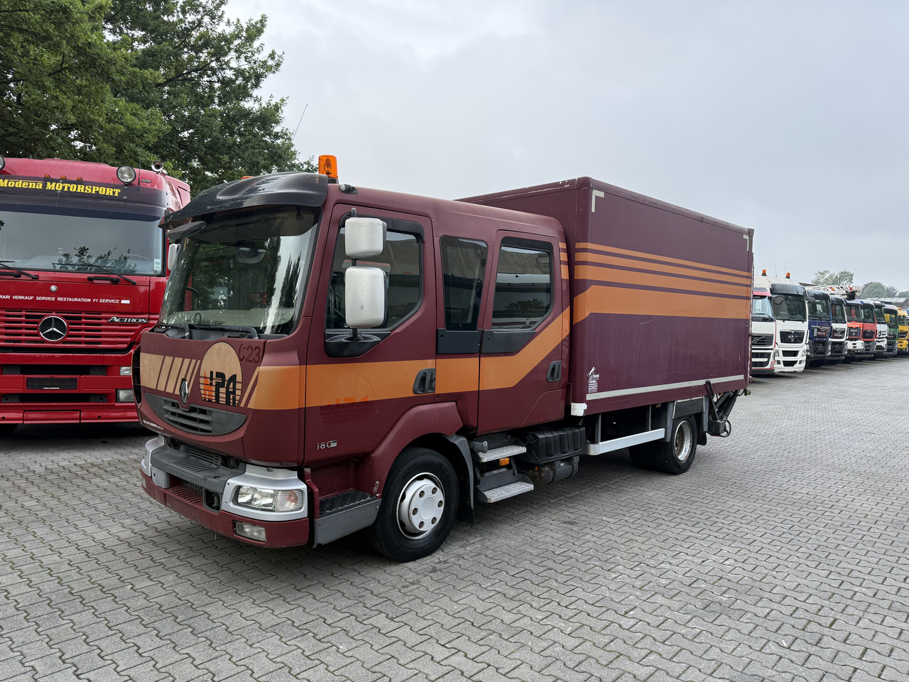 Renault Midlum 180.10 DoKa - Bakwagen: afbeelding 1 Renault Midlum 180.10 DoKa - Bakwagen: afbeelding 1