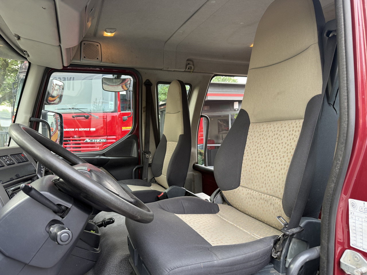 Renault Midlum 180.10 DoKa - Bakwagen: afbeelding 5 Renault Midlum 180.10 DoKa - Bakwagen: afbeelding 5