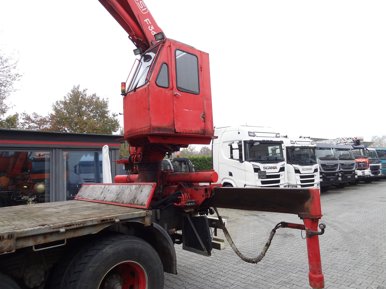 Scania R144 460 6X4 Fassi 360 bis 25 Meter - Vrachtwagen met open laadbak, Kraanwagen: afbeelding 2 Scania R144 460 6X4 Fassi 360 bis 25 Meter - Vrachtwagen met open laadbak, Kraanwagen: afbeelding 2